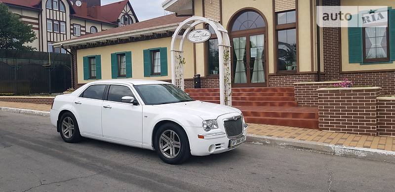 Седан Chrysler 300C 2005 в Запоріжжі