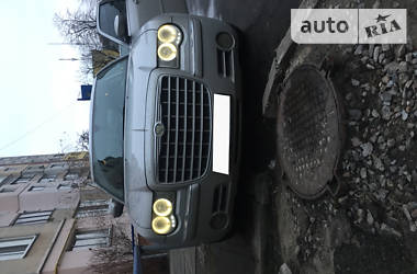 Седан Chrysler 300C 2006 в Києві