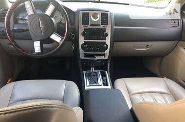 Седан Chrysler 300C 2006 в 