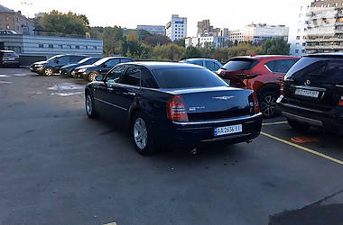 Седан Chrysler 300C 2007 в 
