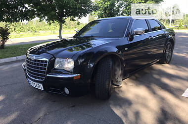 Седан Chrysler 300C 2005 в Киеве