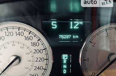 Седан Chrysler 300C 2005 в 