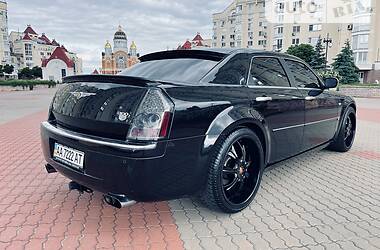 Седан Chrysler 300C 2005 в 