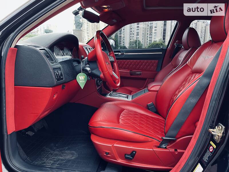 Седан Chrysler 300C 2006 в Києві