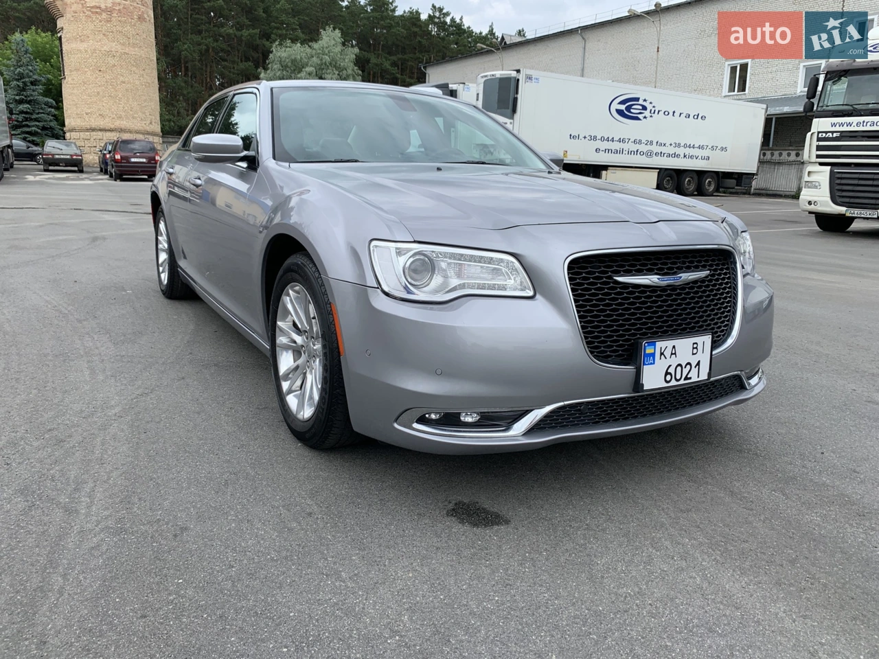 2010 Chrysler 300C - мініатюра 14