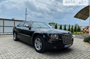 Седан Chrysler 300C 2010 в Владимир-Волынском