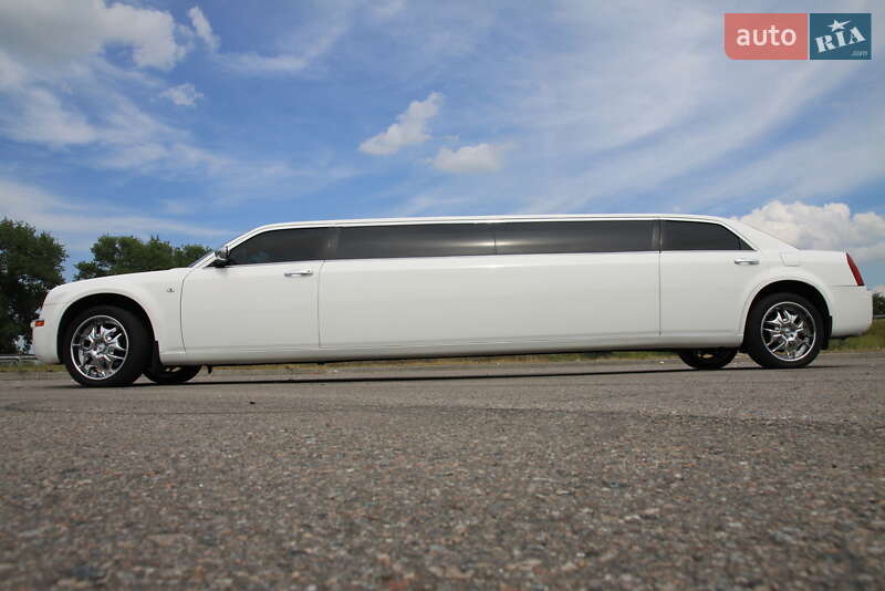 Лимузин Chrysler 300C 2004 в Белой Церкви