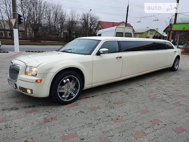 Седан Chrysler 300C 2007 в Черновцах фото 5 Седан Chrysler 300C 2007 в Черновцах