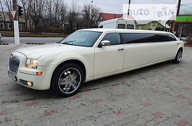 Седан Chrysler 300C 2007 в 