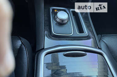 Седан Chrysler 300C 2018 в 