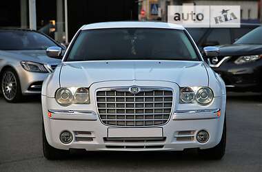 Седан Chrysler 300C 2008 в 