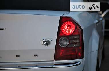 Седан Chrysler 300C 2008 в 