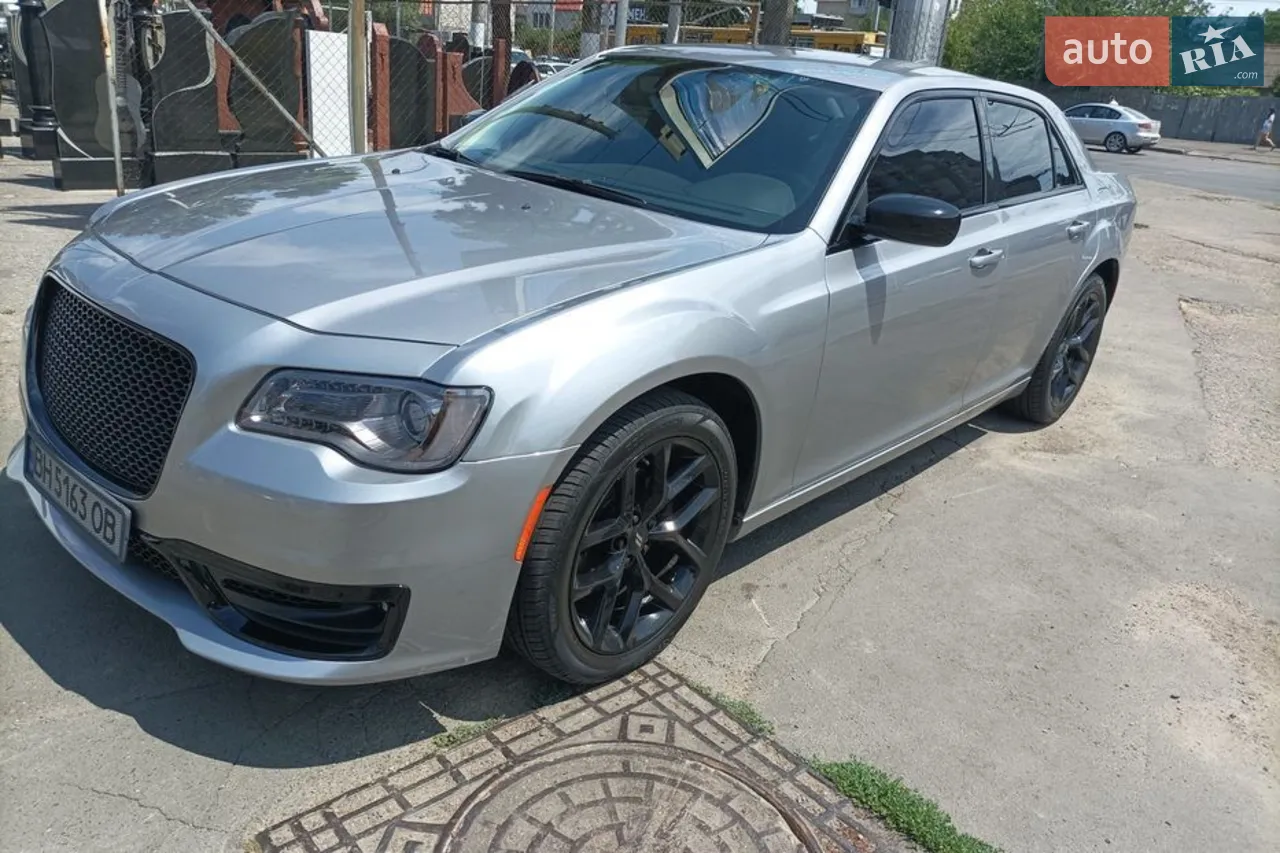 2010 Chrysler 300C - мініатюра 19