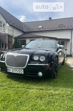 Седан Chrysler 300C 2006 в Моршине