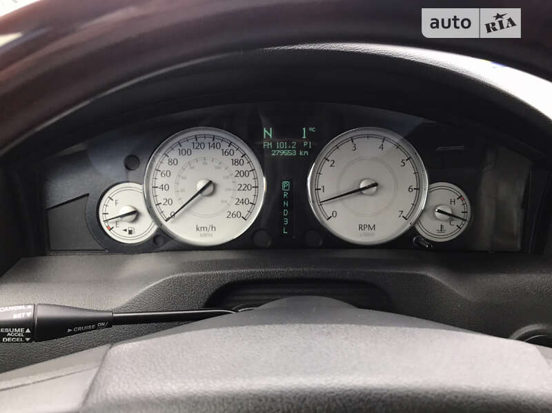 Седан Chrysler 300C 2006 в Хмельницькому