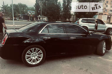 Седан Chrysler 300C 2012 в Білгороді-Дністровському