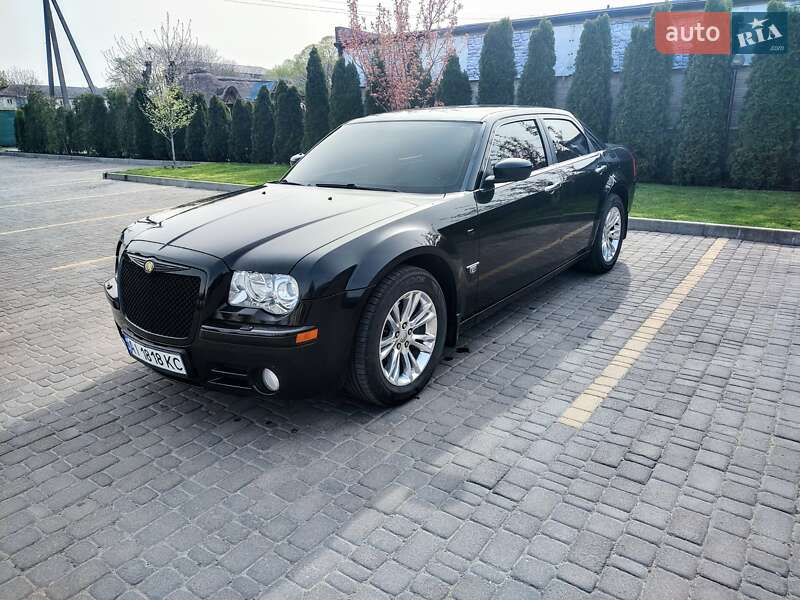 Седан Chrysler 300C 2006 в Білій Церкві