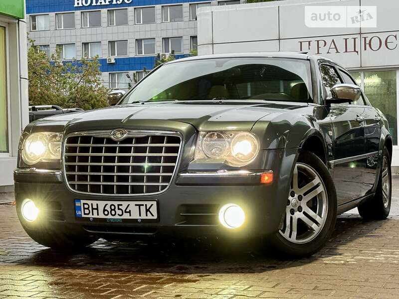 Внедорожник / Кроссовер Chrysler 300C 2006 в Одессе