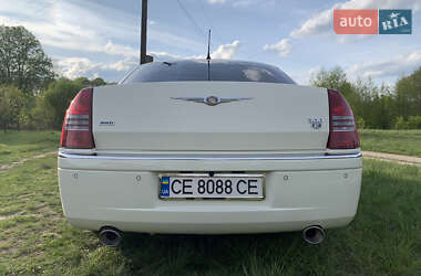 Седан Chrysler 300C 2005 в Чернівцях