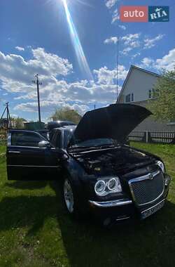 Седан Chrysler 300C 2005 в 