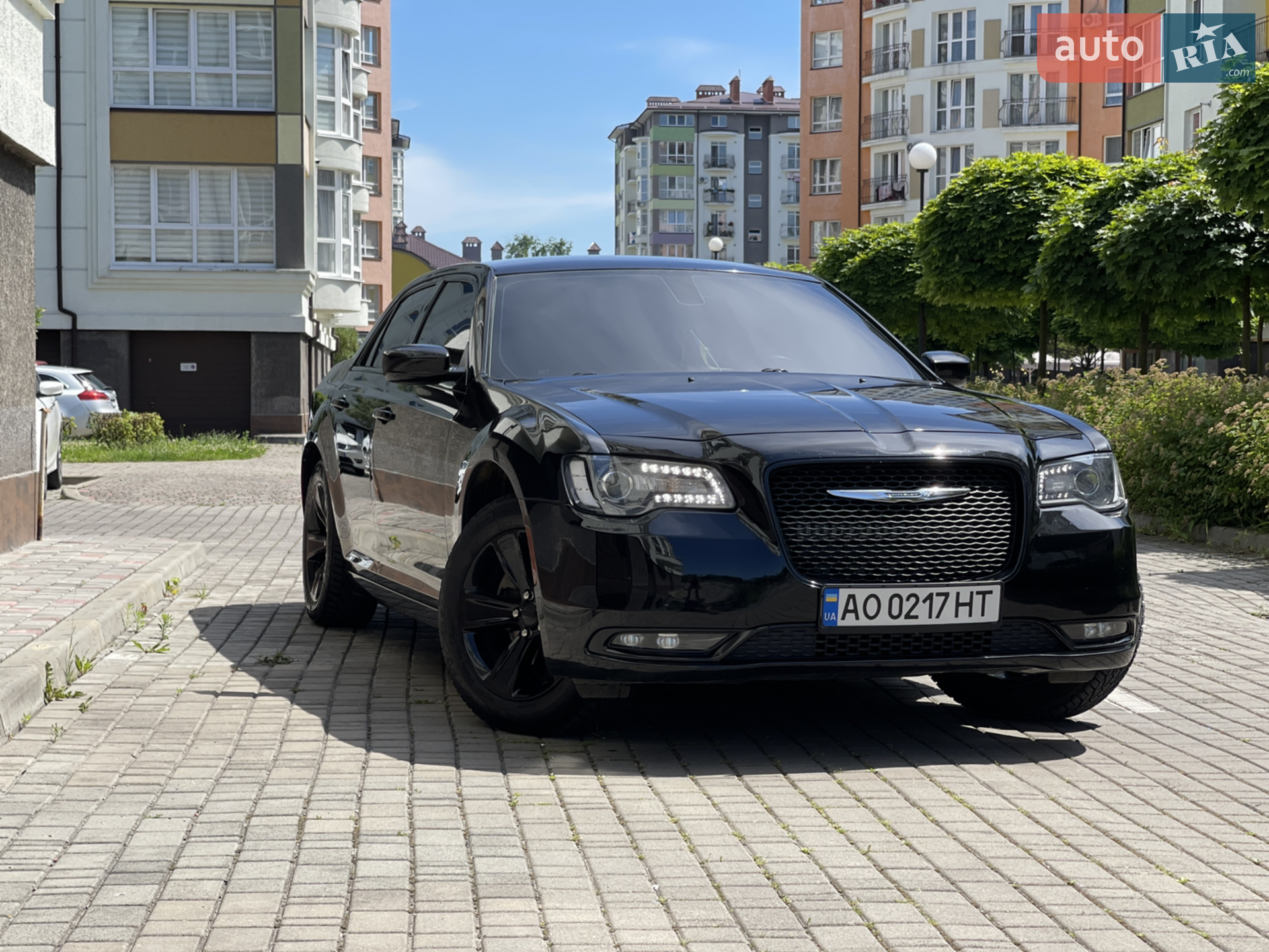 2017 Chrysler 300C - мініатюра 2