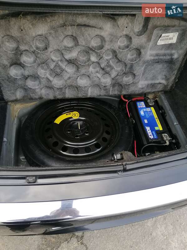 Седан Chrysler 300C 2005 в Житомире