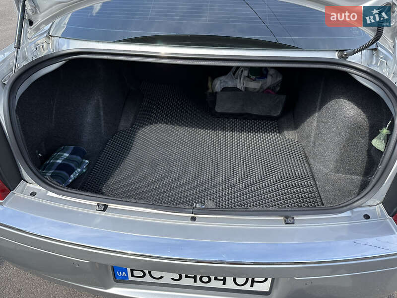 Седан Chrysler 300C 2007 в Шептицькому фото 24 Седан Chrysler 300C 2007 в Шептицькому