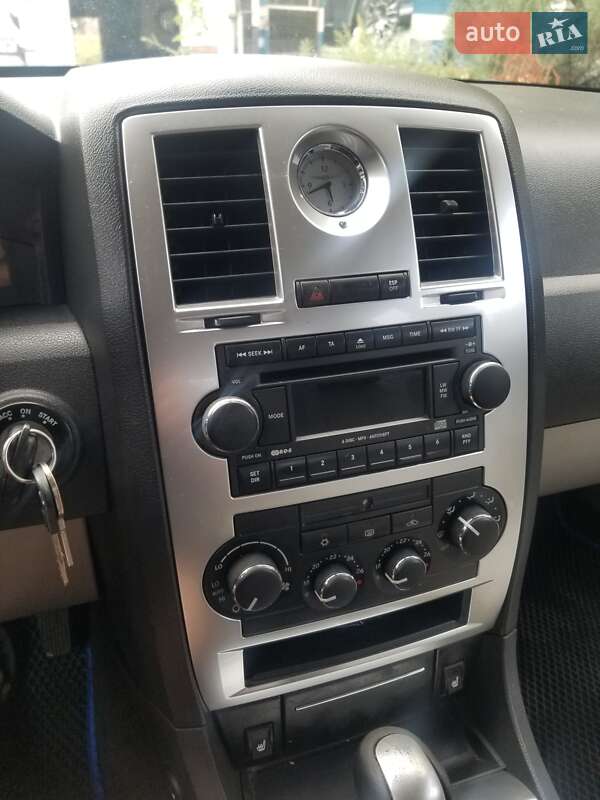 Седан Chrysler 300C 2004 в Харькове