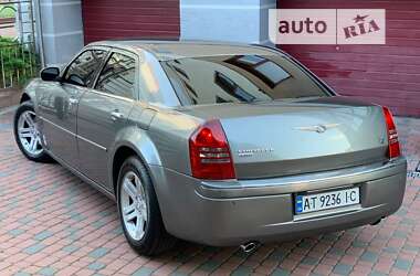 Седан Chrysler 300C 2006 в Ивано-Франковске