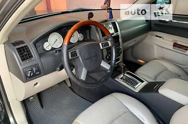 Седан Chrysler 300C 2006 в Ивано-Франковске