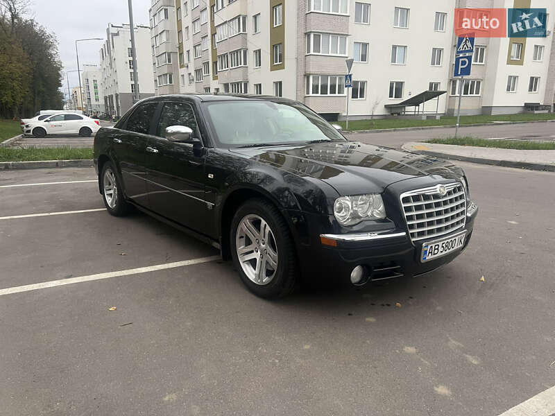 Седан Chrysler 300C 2005 в Виннице