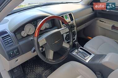 Седан Chrysler 300C 2006 в 