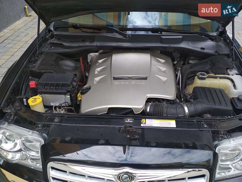 Седан Chrysler 300C 2006 в Ивано-Франковске фото 33 Седан Chrysler 300C 2006 в Ивано-Франковске