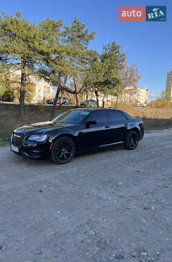 Седан Chrysler 300C 2019 в 