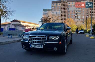 Седан Chrysler 300C 2005 в Миколаєві