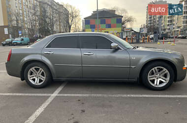 Седан Chrysler 300C 2006 в Киеве