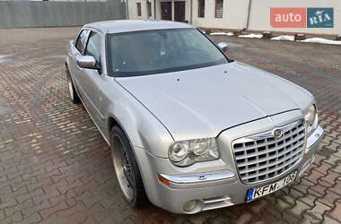 Седан Chrysler 300C 2009 в Коломые