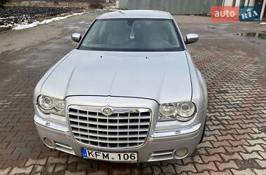 Седан Chrysler 300C 2009 в Коломые