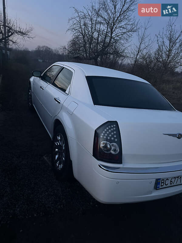 Хэтчбек Chrysler 300C 2005 в Жмеринке