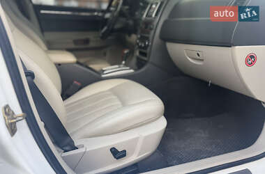 Седан Chrysler 300C 2006 в 