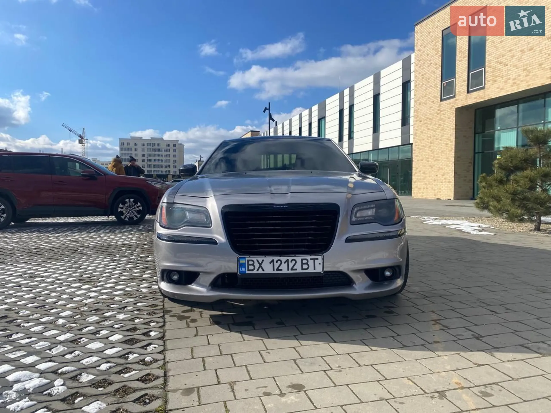2012 Chrysler 300C - мініатюра 2