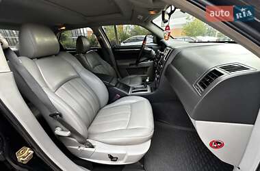 Седан Chrysler 300C 2006 в Ивано-Франковске