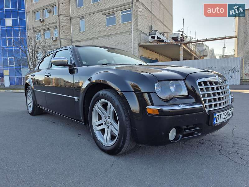 Седан Chrysler 300C 2005 в Херсоні