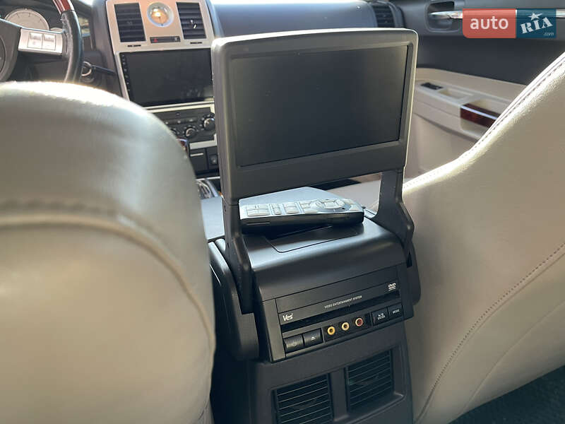 Седан Chrysler 300C 2006 в Киеве