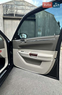 Седан Chrysler 300C 2008 в 