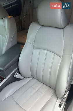 Седан Chrysler 300C 2008 в 