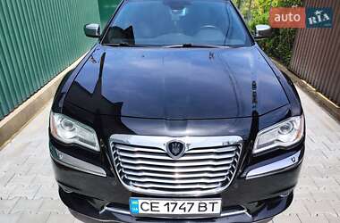 Седан Chrysler 300C 2012 в 