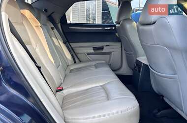 Седан Chrysler 300C 2006 в 
