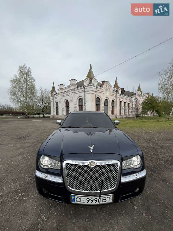 Седан Chrysler 300C 2005 в Черновцах