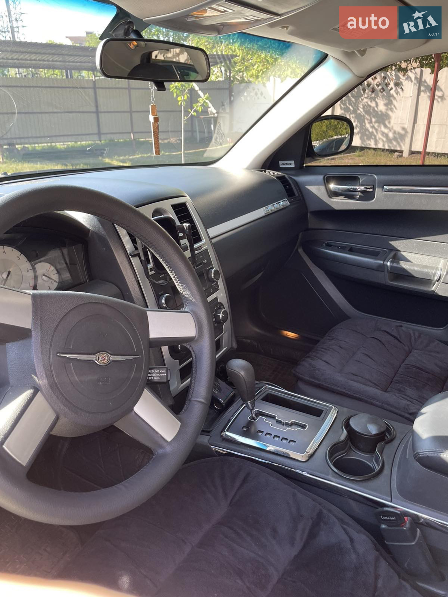 2010 Chrysler 300C - мініатюра 4